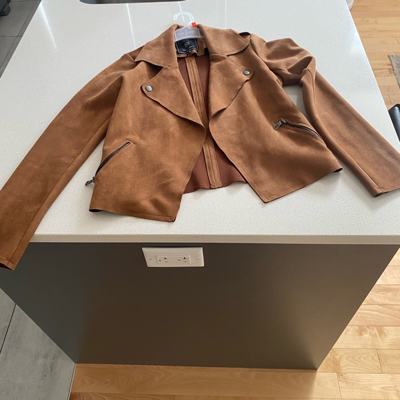Suedette blazer with no zipper size. xxs - Picture 10 of 10